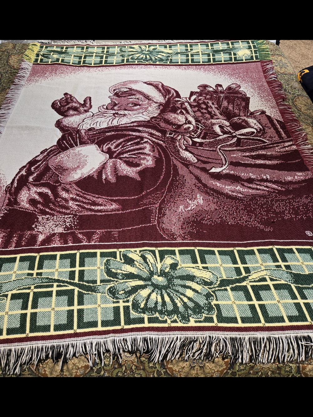 Holiday Santa Throw Blanket - Burgundy and Green